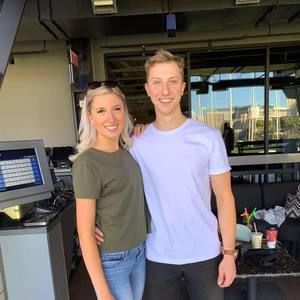 Meet your Posher, Elliott